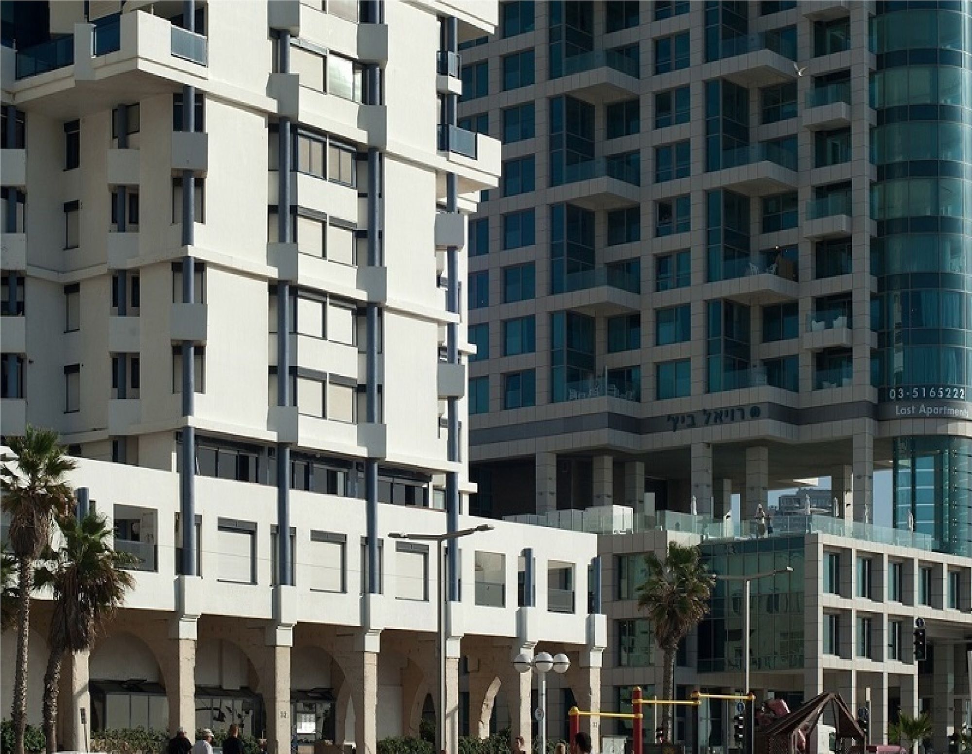 Chic 3Br Apt W Sauna & Parking On The Beach By Sea N' Rent Tel Aviv Bagian luar foto