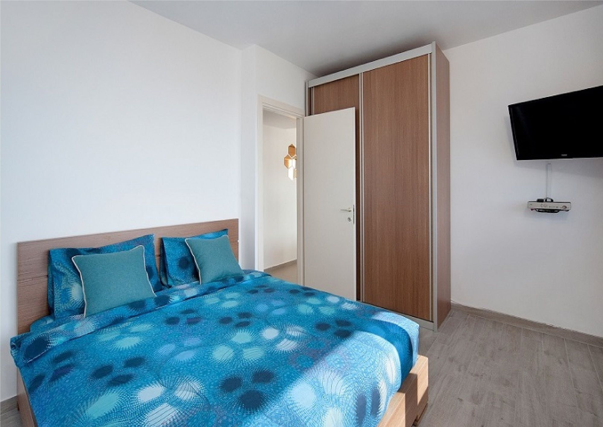 Chic 3Br Apt W Sauna & Parking On The Beach By Sea N' Rent Tel Aviv Bagian luar foto